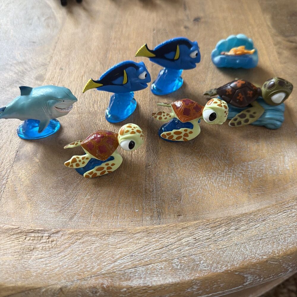 Disney Pixar Finding Nemo Figure Lot Of 7 Toys Cake Toppers Dory Squirt Bruce